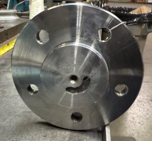 B1-11056 - Custom Alloy 40 Spline Axle 21", 5 x 4 1/2" GUN-DRILL (1-EACH)